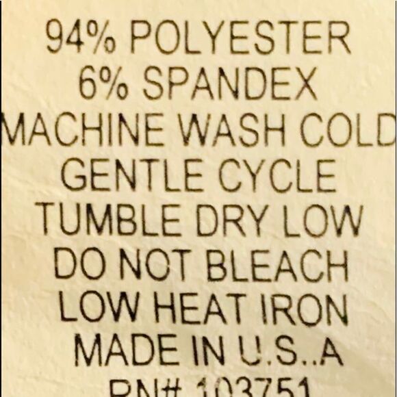 Coin V-neck Large Short Sleeve Animal Print Diamond Look Accessory Attached - Picture 11 of 11